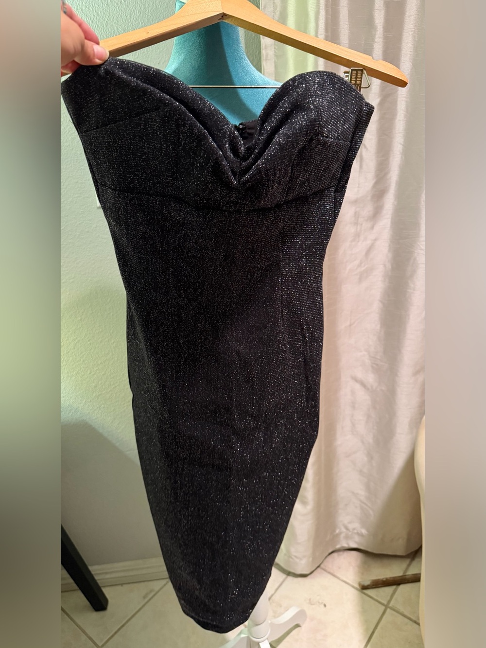 Violets in May sz UK 12 lurex silver / black dress